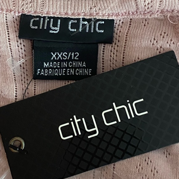 City Chic Pink Cotton Greta Playsuit scoop Neck Keyhole Back Romper SKU0500 - Picture 7 of 10